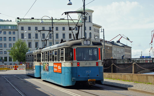 Gothenburg M28/M29 Trams - Photo: ©2013 Ian Boyle - www.simplompc.co.uk - Simplon Postcards