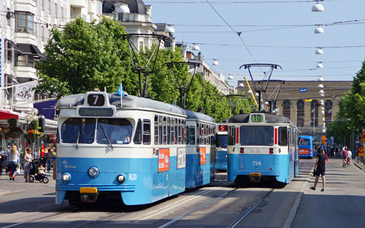 Gothenburg M28/M29 Trams - Photo: ©2013 Ian Boyle - www.simplompc.co.uk - Simplon Postcards