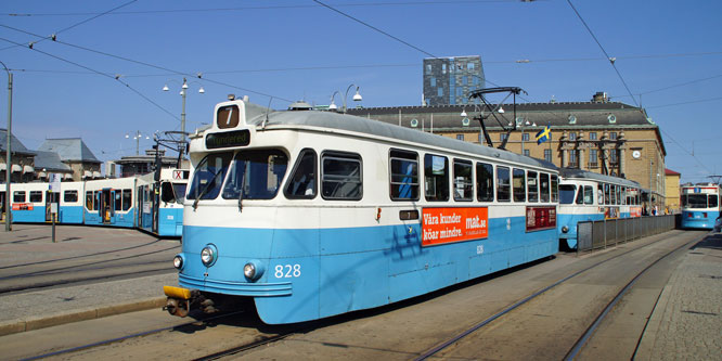 Gothenburg M28/M29 Trams - Photo: ©2013 Ian Boyle - www.simplompc.co.uk - Simplon Postcards