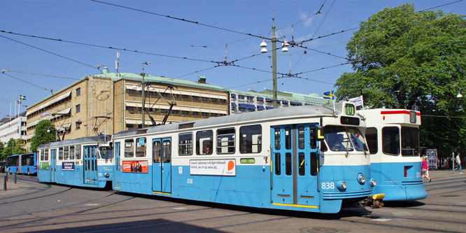 Gothenburg M28/M29 Trams - Photo: ©2013 Ian Boyle - www.simplompc.co.uk - Simplon Postcards