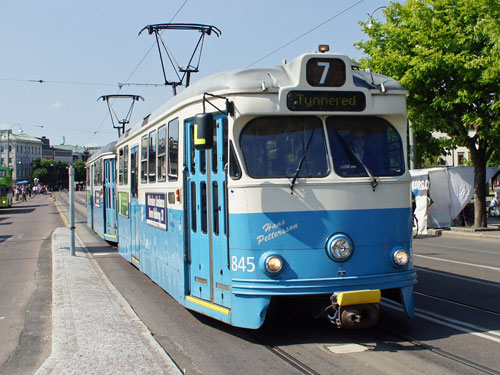 Gothenburg M28/M29 Trams - Photo: ©2013 Ian Boyle - www.simplompc.co.uk - Simplon Postcards