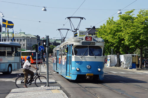 Gothenburg M28/M29 Trams - Photo: ©2013 Ian Boyle - www.simplompc.co.uk - Simplon Postcards