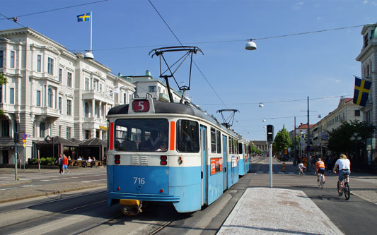 Gothenburg M28/M29 Trams - Photo: ©2013 Ian Boyle - www.simplompc.co.uk - Simplon Postcards