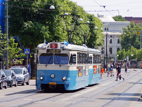 Gothenburg M28/M29 Trams - Photo: ©2013 Ian Boyle - www.simplompc.co.uk - Simplon Postcards