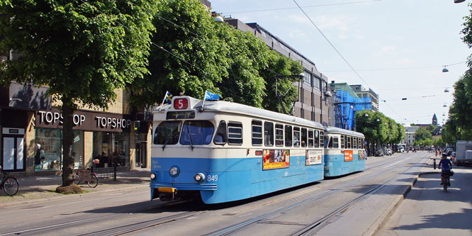 Gothenburg M28/M29 Trams - Photo: ©2013 Ian Boyle - www.simplompc.co.uk - Simplon Postcards