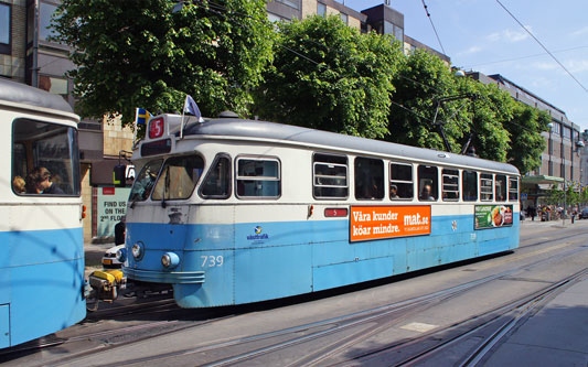 Gothenburg M28/M29 Trams - Photo: ©2013 Ian Boyle - www.simplompc.co.uk - Simplon Postcards