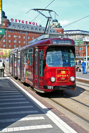 HELSINKI TRAMS - Photo: ©2010 Kalle Id - www.simplompc.co.uk - Simplon Postcards