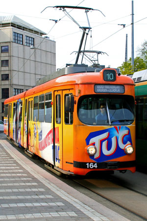 HELSINKI TRAMS - Photo: ©2011 Kalle Id - www.simplompc.co.uk - Simplon Postcards