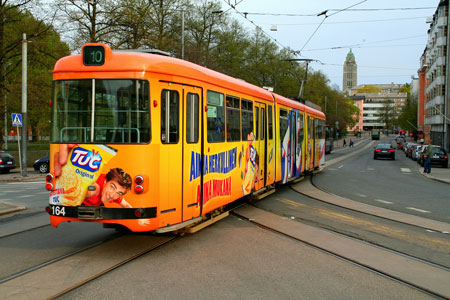 HELSINKI TRAMS - Photo: ©2011 Kalle Id - www.simplompc.co.uk - Simplon Postcards