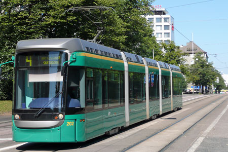 HELSINKI TRAMS - Photo: ©2007 Jan Boyle - www.simplompc.co.uk - Simplon Postcards