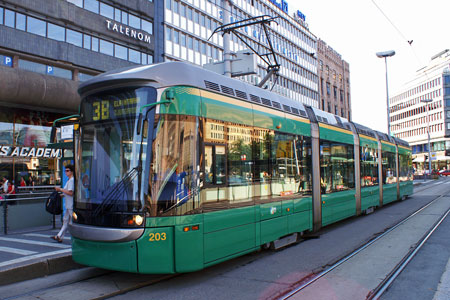 HELSINKI TRAMS - Photo: ©2007 Jan Boyle - www.simplompc.co.uk - Simplon Postcards