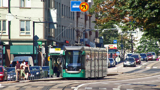 HELSINKI TRAMS - Photo: ©2007 Jan Boyle - www.simplompc.co.uk - Simplon Postcards