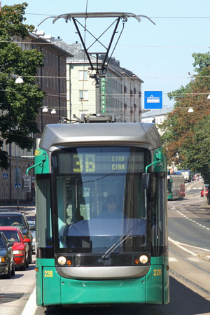 HELSINKI TRAMS - Photo: ©2007 Jan Boyle - www.simplompc.co.uk - Simplon Postcards