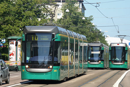 HELSINKI TRAMS - Photo: ©2007 Jan Boyle - www.simplompc.co.uk - Simplon Postcards