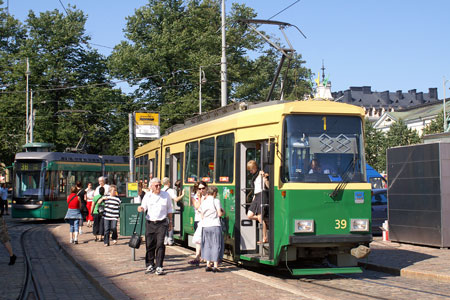 HELSINKI TRAMS - Photo: ©2007 Jan Boyle - www.simplompc.co.uk - Simplon Postcards