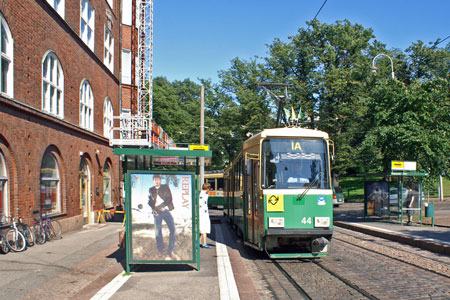 HELSINKI TRAMS - Photo: ©2007 Jan Boyle - www.simplompc.co.uk - Simplon Postcards