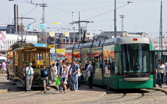 HELSINKI TRAMS - Photo: ©2013 Ian Boyle - www.simplompc.co.uk - Simplon Postcards