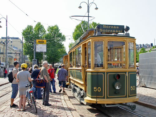 HELSINKI TRAMS - Photo: ©2013 Ian Boyle - www.simplompc.co.uk - Simplon Postcards