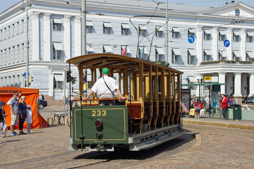 HELSINKI TRAMS - Photo: ©2013 Ian Boyle - www.simplompc.co.uk - Simplon Postcards