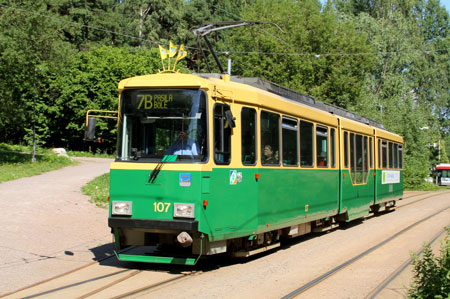 HELSINKI TRAMS - Photo: ©2011 Kalle Id - www.simplompc.co.uk - Simplon Postcards