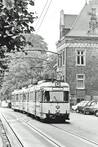 Koln-Bonn Trams - www.simplonpc.co.uk - Photo: ©1980 Ian Boyle