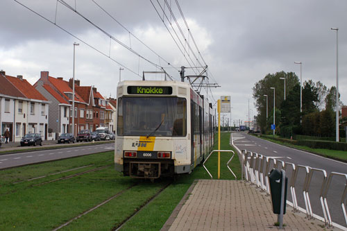 Belgian Coastal Tramway - Vicinal (SNCV) - De Lijn - Photo:  Ian Boyle, October 29th 2006 - www.simplonpc.co.uk