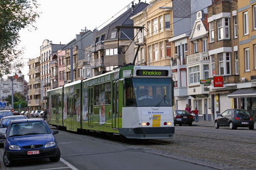 Belgian Coastal Tramway - Vicinal (SNCV) - De Lijn - Photo:  Ian Boyle, October 29th 2006 - www.simplonpc.co.uk