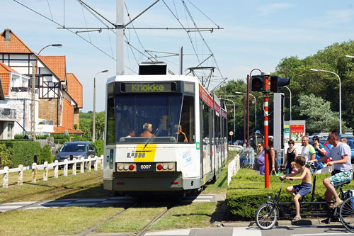 Belgian Coastal Tramway - Vicinal (SNCV) - De Lijn - Photo: 2012 Ian Boyle - www.simplonpc.co.uk