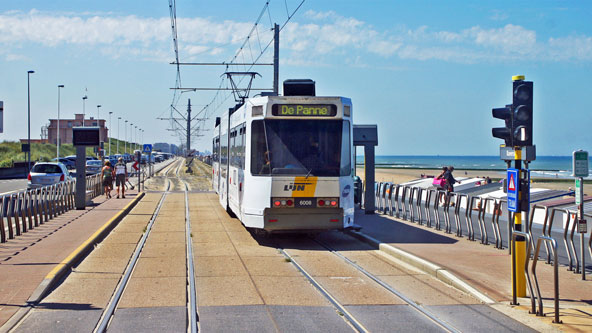 Belgian Coastal Tramway - Vicinal (SNCV) - De Lijn - Photo: 2012 Ian Boyle - www.simplonpc.co.uk