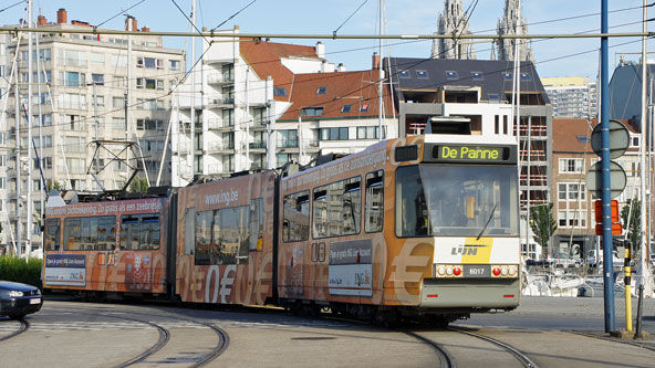 Belgian Coastal Tramway - Vicinal (SNCV) - De Lijn - Photo: 2012 Ian Boyle - www.simplonpc.co.uk