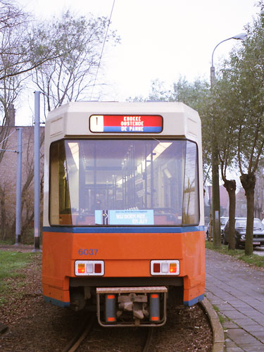 Belgian Coastal Tramway - Vicinal (SNCV) - De Lijn - Photo: 1984 Ian Boyle - www.simplonpc.co.uk