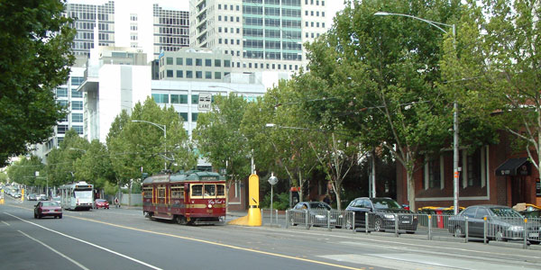 MELBOURNE TRAMS - Photo: ©2011 Ian Greig - www.simplompc.co.uk