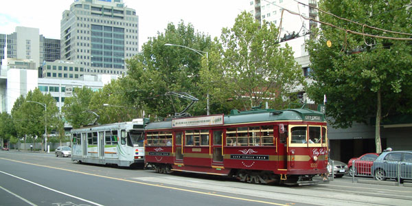 MELBOURNE TRAMS - Photo: ©2011 Ian Greig - www.simplompc.co.uk