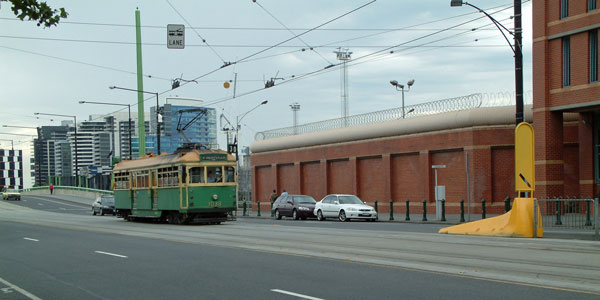 MELBOURNE TRAMS - Photo: ©2011 Ian Greig - www.simplompc.co.uk