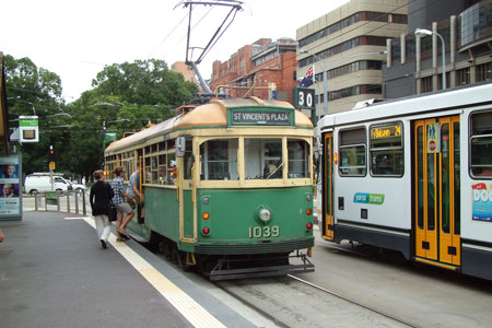 MELBOURNE TRAMS - Photo: ©2011 Ian Greig - www.simplompc.co.uk