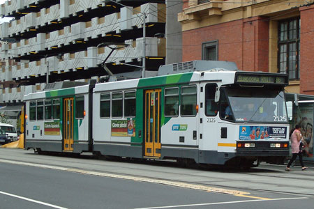 MELBOURNE TRAMS - Photo: ©2011 Ian Greig - www.simplompc.co.uk