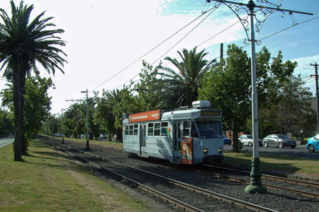 MELBOURNE TRAMS - Photo: ©2011 Ian Greig - www.simplompc.co.uk