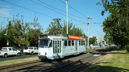 MELBOURNE TRAMS - Photo: ©2011 Ian Greig - www.simplompc.co.uk