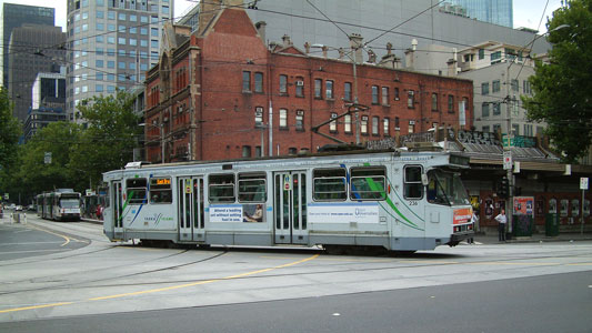 MELBOURNE TRAMS - Photo: ©2011 Ian Greig - www.simplompc.co.uk