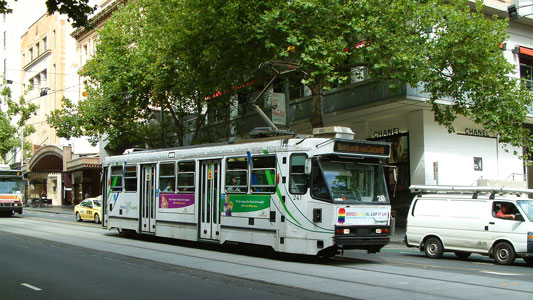 MELBOURNE TRAMS - Photo: ©2011 Ian Greig - www.simplompc.co.uk