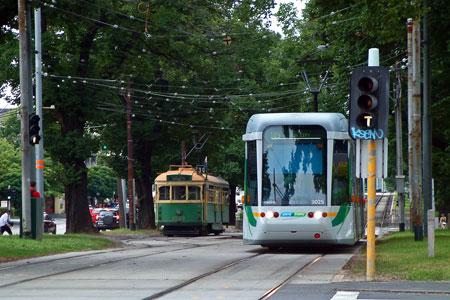 MELBOURNE TRAMS - Photo: ©2011 Ian Greig - www.simplompc.co.uk