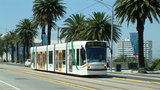 MELBOURNE TRAMS - Photo: ©2011 Ian Greig - www.simplompc.co.uk