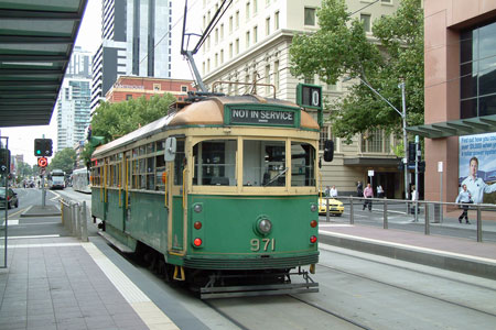 MELBOURNE TRAMS - Photo: ©2011 Ian Greig - www.simplompc.co.uk