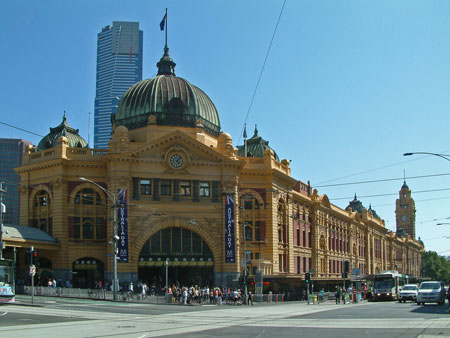 MELBOURNE TRAMS - Photo: ©2011 Ian Greig - www.simplompc.co.uk