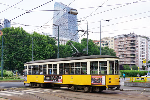 ATM - Milan Trams - Peter Witt - www.simplonpc.co.uk