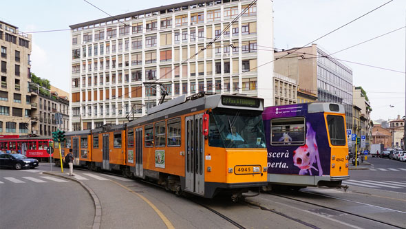 ATM - Milan Trams - Jumbo Articulated Trams - www.simplonpc.co.uk