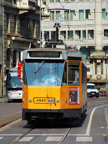 ATM - Milan Trams - Jumbo Articulated Trams - www.simplonpc.co.uk