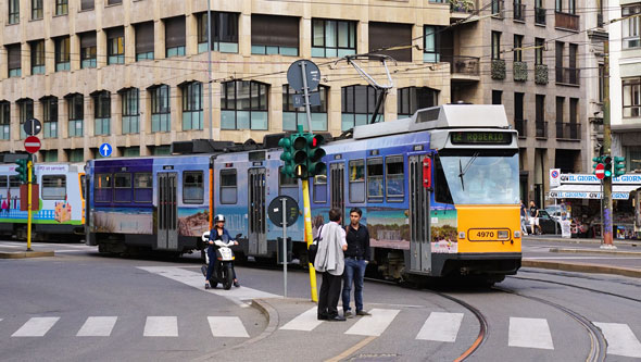 ATM - Milan Trams - Jumbo Articulated Trams - www.simplonpc.co.uk