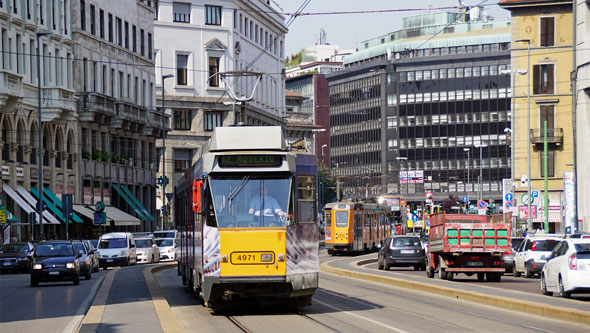 ATM - Milan Trams - Jumbo Articulated Trams - www.simplonpc.co.uk