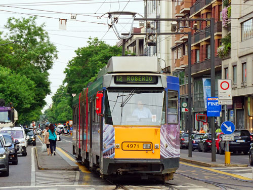 ATM - Milan Trams - Jumbo Articulated Trams - www.simplonpc.co.uk